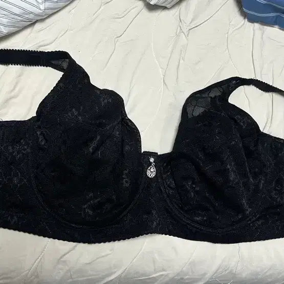 [BUNJANG] Black Lace Bra with Cubic Detail / 80I브라
