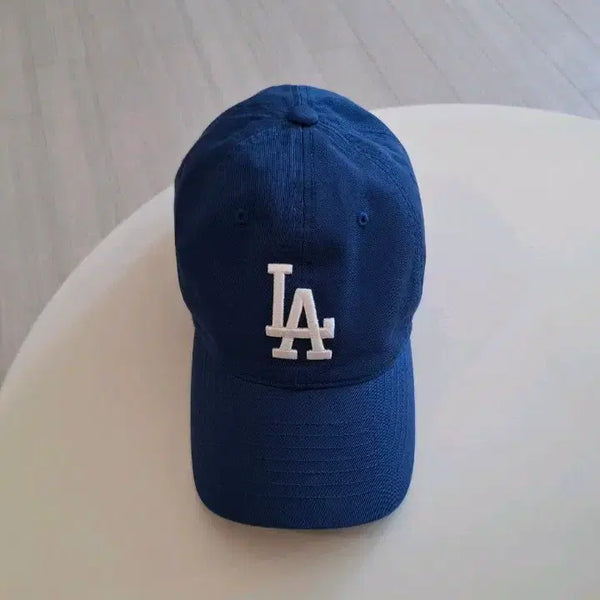 [BUNJANG] LA MLB Snapback Hat / (새상품) LA MLB 모자 팝니다.