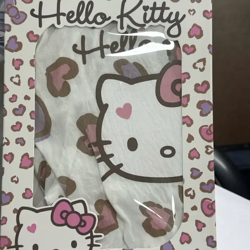 [BUNJANG] Hello Kitty Sleeveless Pajamas / 헬로키티 잠옷