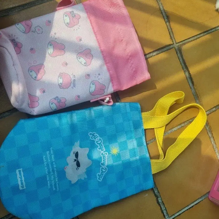 [BUNJANG] Sanrio My Melody & Hello Dog Bottle Pouch Set / 마이멜로디 보틀 파우치 / 헬로우독 보틀파우치세트