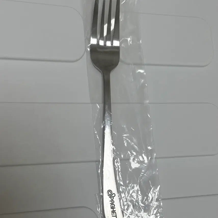 [BUNJANG] Le Sserafim Spaghetti Studio Photocard / 르세라핌 스파게티 역조공 포크 공방포카 lesserafim spaghetti