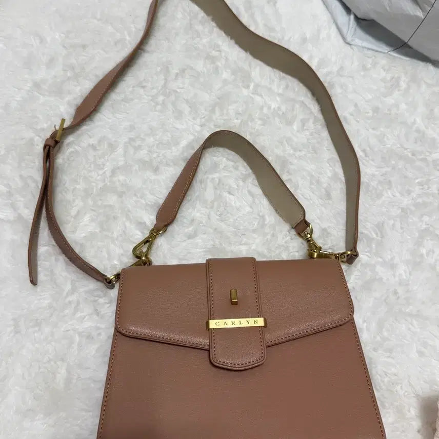 [BUNJANG] Carlyn Shoulder Bag / Crossbody Bag - Pink / 칼린 숄더백 크로스백 핑크