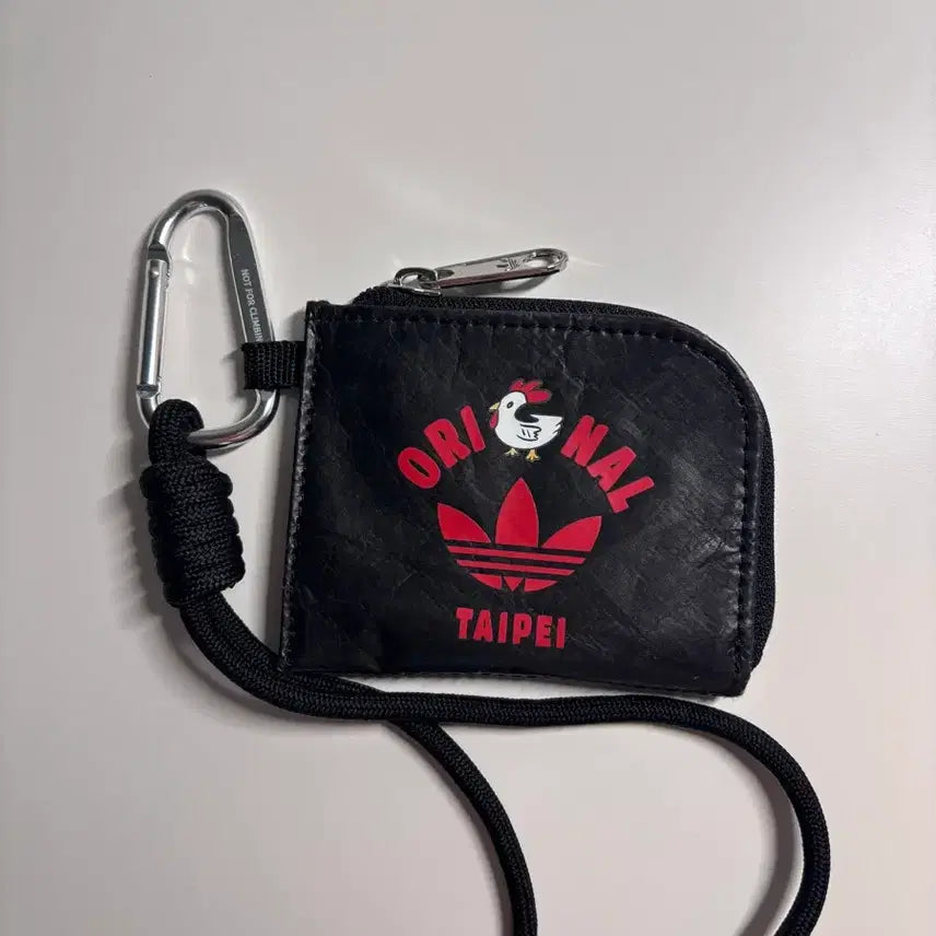 [BUNJANG] Adidas Taiwan Limited Edition Lanyard Wallet / 대만 아디다스 한정판 랜야드 지갑