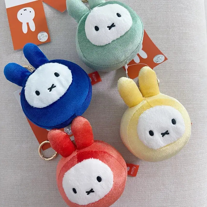 [BUNJANG] Miffy Daruma Keychain Set (Red, Blue, Yellow, Green) / 미피 달마키링 4종 일괄(레드,블루,옐로우,그린)