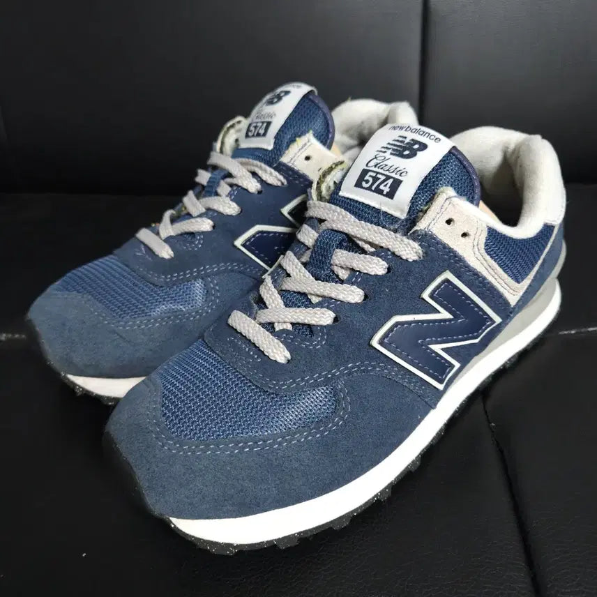[BUNJANG] New Balance 574 Suede Navy 245 / 245 ) 뉴발란스 574 네이비