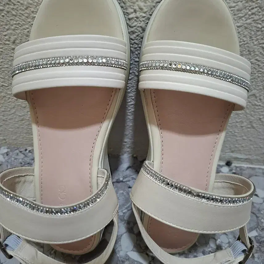 [BUNJANG] Women's Cubic Embellished Sandals - Ivory / 여성 샌들 큐빅 장식 아이보리