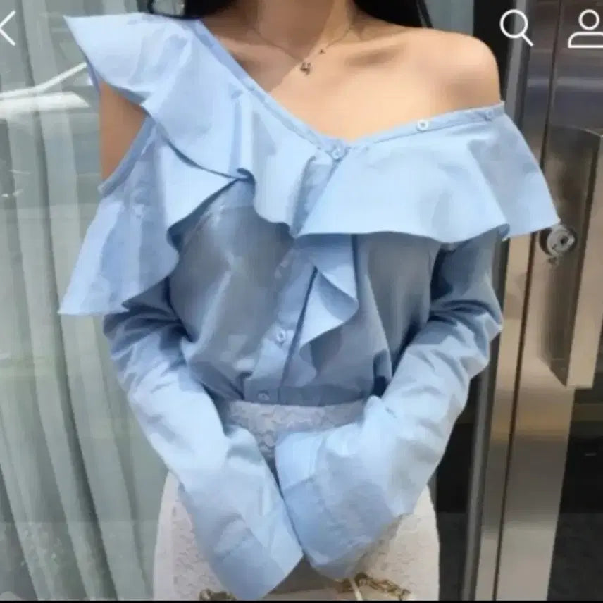 [BUNJANG] Sky Blue Frill Off-Shoulder Blouse / 하늘색 프릴 오프숄더 블라우스
