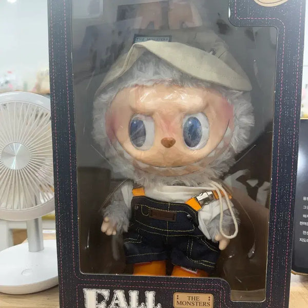 [BUNJANG] Labubu Large Plush Costume Doll / 라부부 큰인형