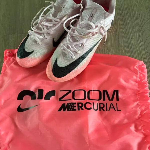 [BUNJANG] Nike Mercurial Football Boots - Size 260 / 나이키 머큐리얼