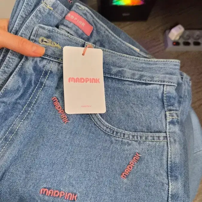 [BUNJANG] Madpink Denim Pants Pink Logo / 매드핑크 데님 팬츠 핑크 로고