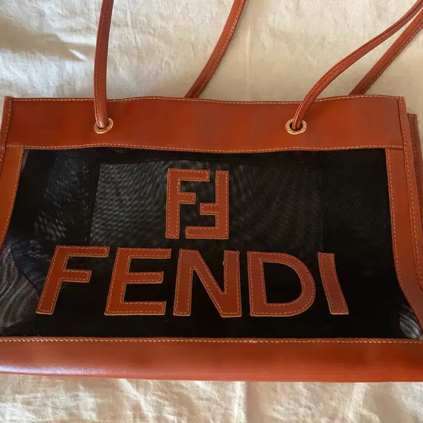 [BUNJANG] Vintage Fendi Logo Mesh Shoulder Bag / 빈티지 펜디 로고 메쉬 숄더백