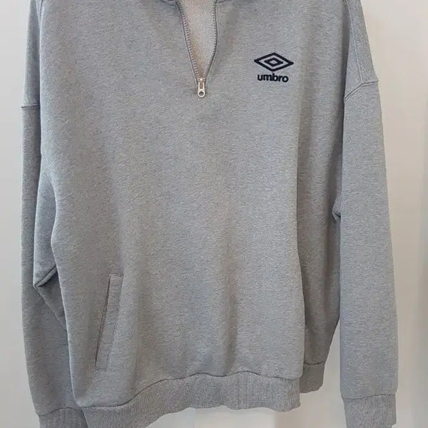 [BUNJANG] Umbro Half-Zip Sweatshirt 100 / 엄브로 반집업맨투맨 100