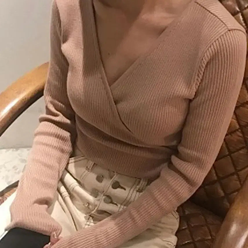 [BUNJANG] RAIVE V-Neck Wrap Knit (Size M) / RAIVE 레이브 브이넥 랩 니트