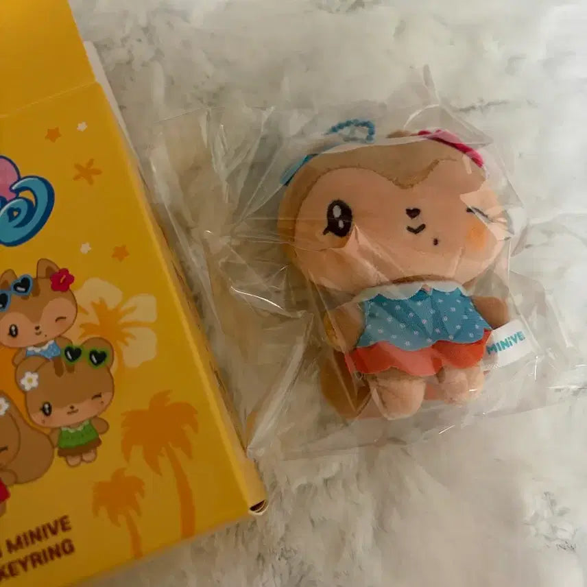 [BUNJANG] IVE MiniBE Tanning Plush Keychain Gaeul / 당일발송) 아이브 미니브 팝업 달이 태닝 플러시 키링 가을