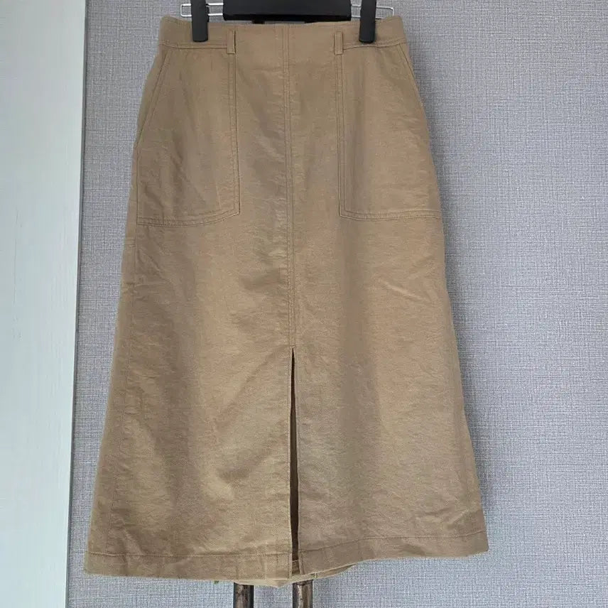 [BUNJANG] SJ Beige Long Skirt with Front Slit and Back Pleats / SJ SJ 앞트임, 뒤플리츠 롱스커트