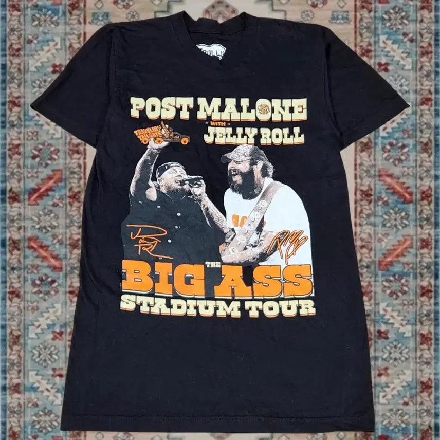 [BUNJANG] American Vintage Post Malone x Jelly Roll The Big Ass Stadium Tour Graphic T-Shirt / 미국 빈티지 포스트 말론 x 젤리 롤 투어 반팔 티셔츠 S