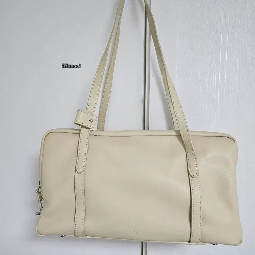 [BUNJANG] Monde Monde Soft Boston Bag / 몽드몽드 소프트박스 보스턴 단종제품