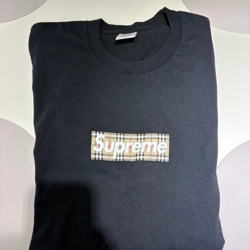 [BUNJANG] Supreme x Burberry Short Sleeve T-Shirt Black / 슈프림x버버리 블랙