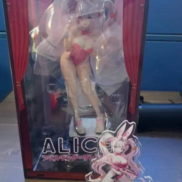 [BUNJANG] Alice Wonderland Bunny Figure & Acrylic Stand Bundle Set / 앨리스 원더랜드바니 플레어