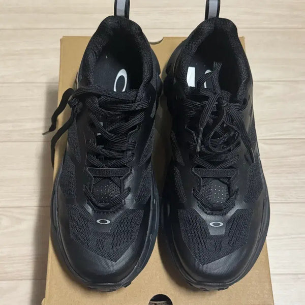 [BUNJANG] Oakley Light Breathe Triple Black Shoes / 오클리 라이트 브리드 트리블 블랙 255