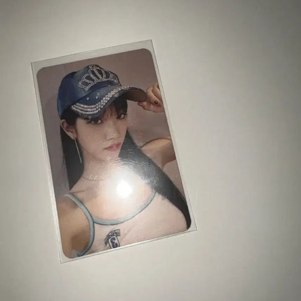 [BUNJANG] Le Sserafim Kazuha Crazy Yeti Mall Photocard / 르세라핌 카즈하 크레이지 예티몰 포카 판매양도