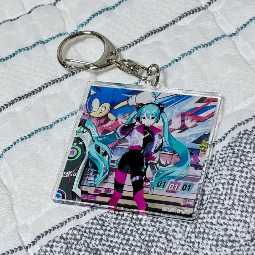 [BUNJANG] Sega Sonic Racing Cross World x Hatsune Miku Acrylic Keychain / 소닉 레이싱 크로스 월드 하츠네 미쿠 아크릴 키링