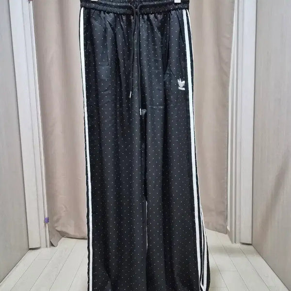 [BUNJANG] Adidas Track Pants Black Polka Dot / 아디다스 트랙 팬츠 땡땡이 블랙.새상품
