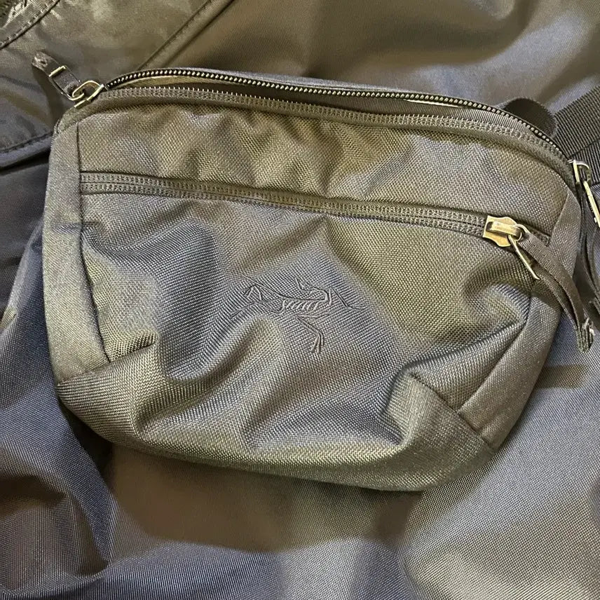 [BUNJANG] Arc'teryx Mantis 1 All Black Waist Bag / 아크테릭스 맨티스1 올검