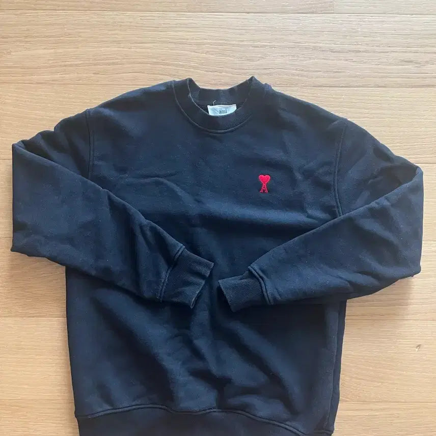 [BUNJANG] AMI Paris Sweatshirt Black Size S / 아미 맨투맨( 블랙 s ). 교신가능