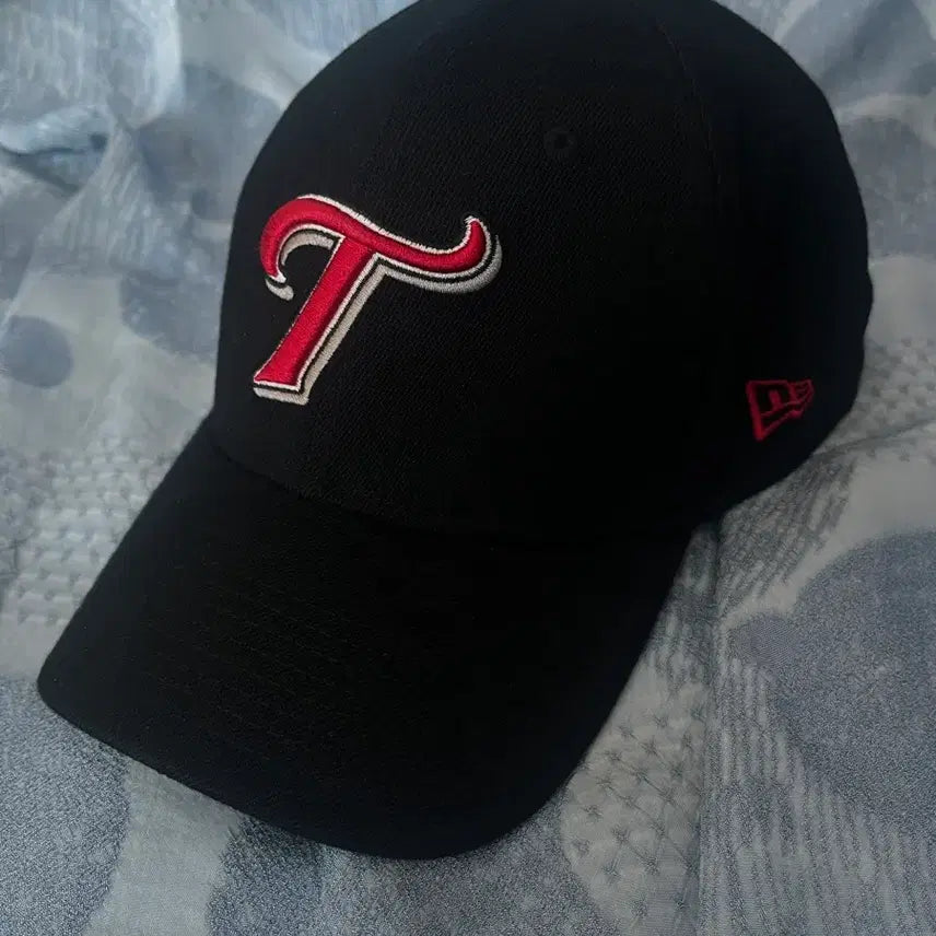 [BUNJANG] LG Twins New Era Cap / LG 엘지트윈스 뉴에라 모자 판매합니다