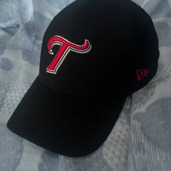 [BUNJANG] LG Twins New Era Cap / LG 엘지트윈스 뉴에라 모자 판매합니다