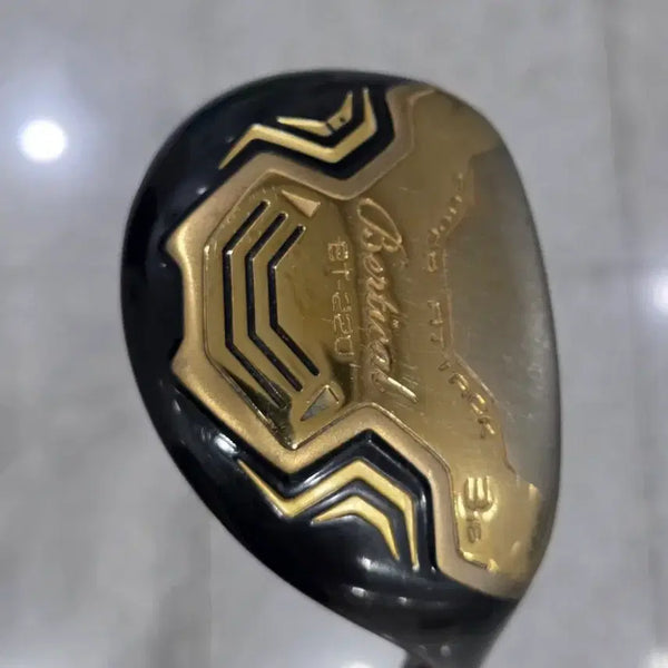 [BUNJANG] Tour 3 Utility Wood (16 Degrees) with SR Shaft and Golf Pride Grip / 투어 3번(16도) 유틸리티우드