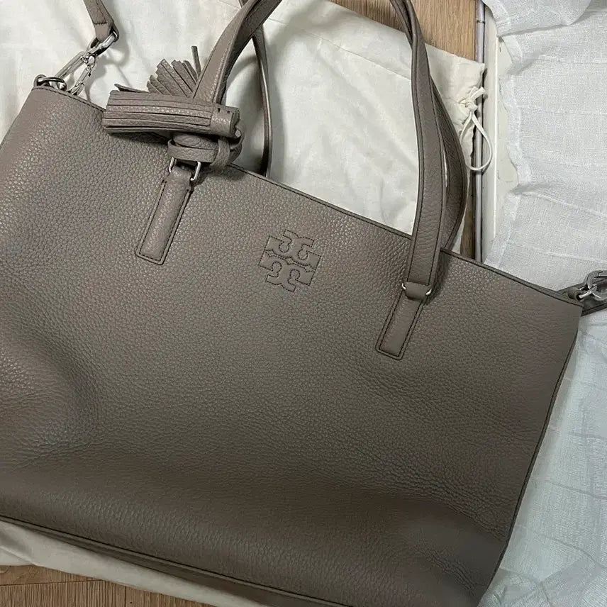 [BUNJANG] Tory Burch Tote Bag Grey Leather / 토리버치 토트백 그레이