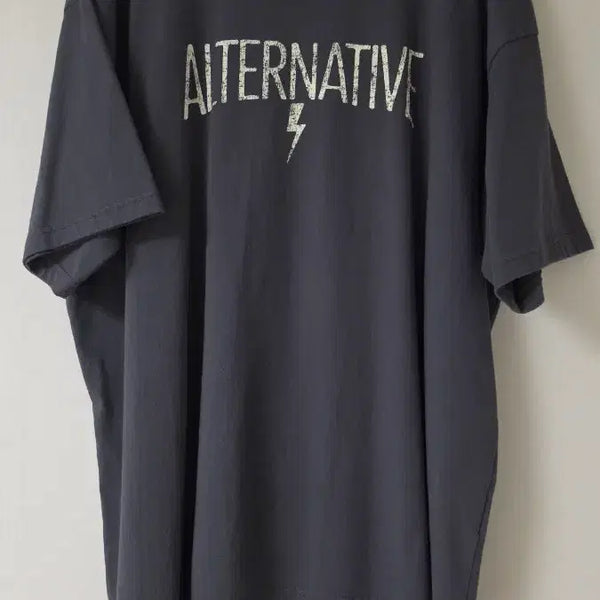 [BUNJANG] DEUTER Museum Piece Short Sleeve T-Shirt L Black / 듀테로 뮤지엄 피스 반팔 티셔츠 L 블랙