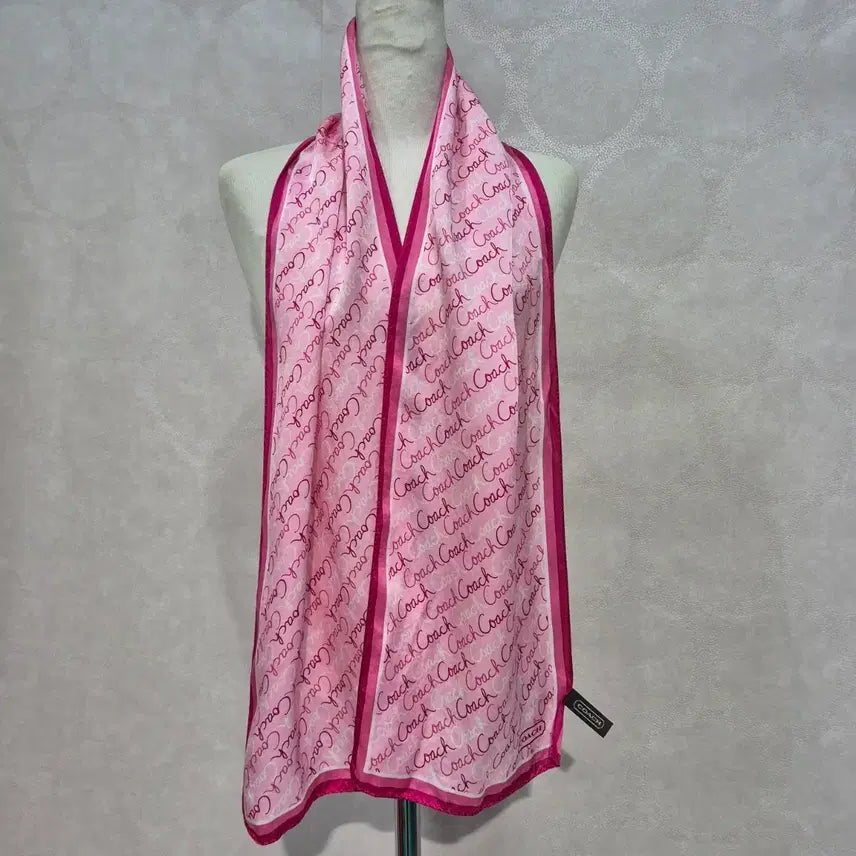 [BUNJANG] Coach Signature Logo Pattern Scarf Pink / 코치 스카프 핑크