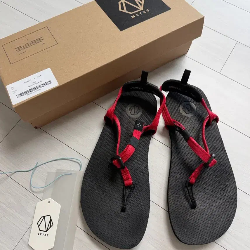 [BUNJANG] Amomento Plus Nylon Strap Hiking Sandals Red 260 / 아모멘토 플러스 amomento plus 메이코샌들 260