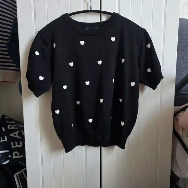 [BUNJANG] Open Closet Semi-Crop Heart Knit Tee (Free Size) / free)오픈클로젯 세미크롭 하트 니트티