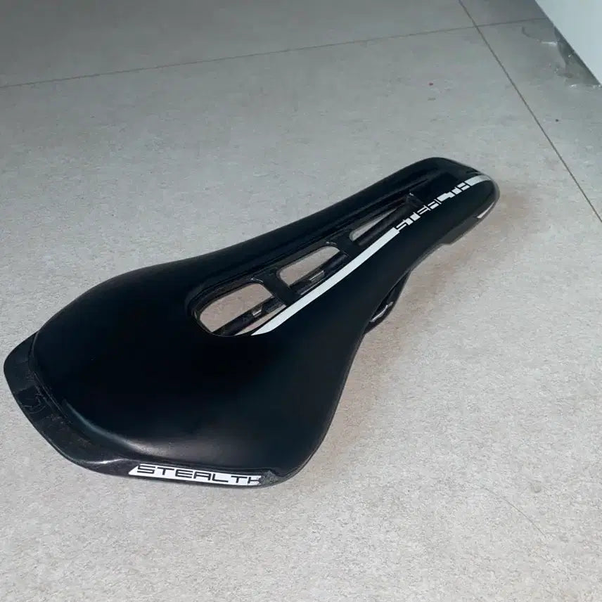 [BUNJANG] Shimano Pro Stealth Saddle Aluminum Rail / 시마노 프로 스텔스 안장 판/교(csc,엔진11,디스크휠,코리마,페포,짚)
