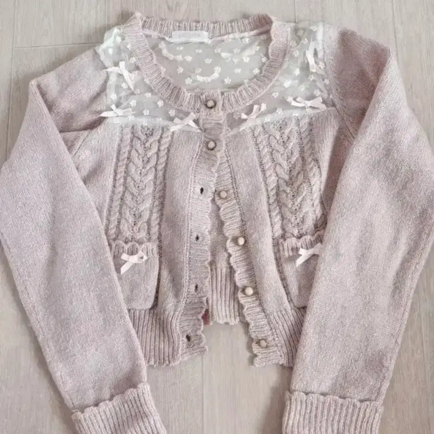 [BUNJANG] Liz Lisa Vintage Lace Pink Knit Cardigan / 리즈리사 빈티지 레이스 핑크 니트 가디건 히메갸루 양산형 지뢰계 스나계