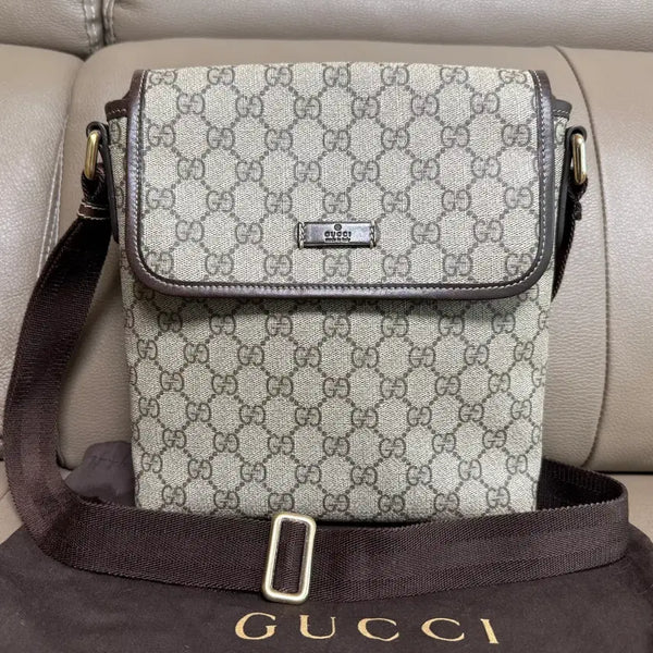 [BUNJANG] Gucci GG Supreme Canvas Messenger Bag Crossbody / 구찌 GG 수프림 캔버스 메신저백 크로스백