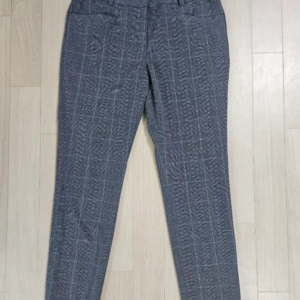 [BUNJANG] Titleist Women's Check Pattern Golf Pants / 타이틀리스트 여성 체크 패턴 골프팬츠 70(27)