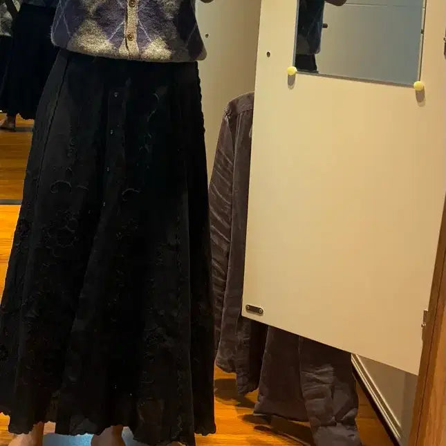 [BUNJANG] C-New York Punching Eyelet Skirt / 씨뉴욕 스커트