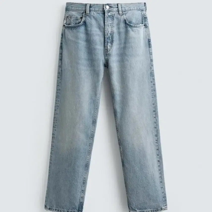 [BUNJANG] Zara Straight Fit Jeans (Light Blue) / 자라 스트레이트핏 진(라이트 블루)