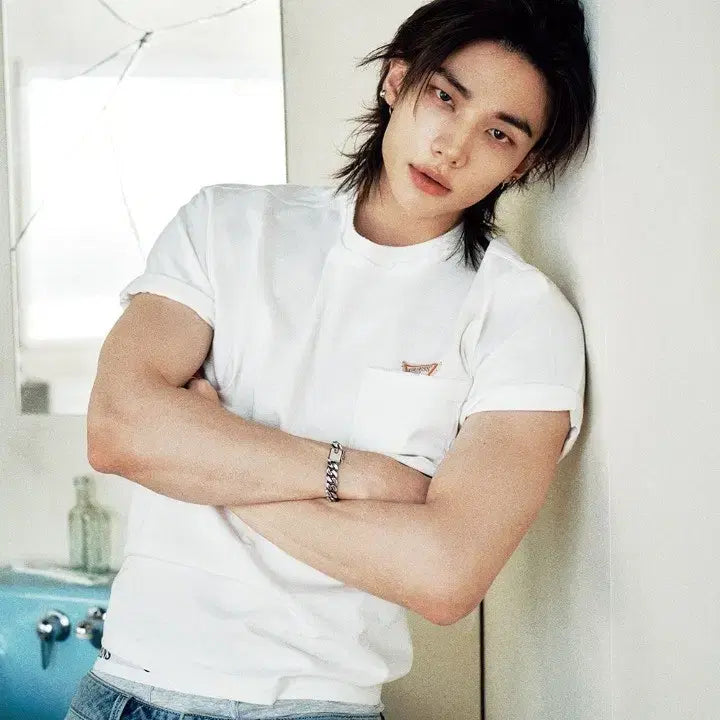 [BUNJANG] GUESS Unisex Mini Original Triangle Pocket T-Shirt / GUESS 남녀공용 미니 오리지날 삼각 포겟티 mq2k7441