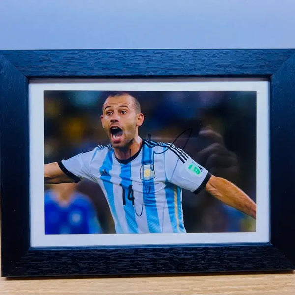 [BUNJANG] Javier Mascherano Signed Barcelona Framed Photo 4x6 / 바르셀로나 마스체라노 친필사인 액자 (급처합니다! 3일동안만 이 가격에 판매합니다!)