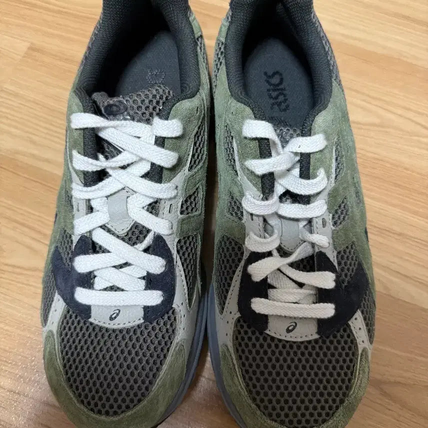 [BUNJANG] New Balance 1130 SMU Olive Canvas Smog Green Sneakers / 새상품 1130 SMU 올리브 캔버스 스모그 그린 255 급매