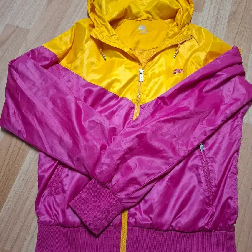 [BUNJANG] Nike Windbreaker (Size 95) / 택포/나이키 윈드브레이커 (95