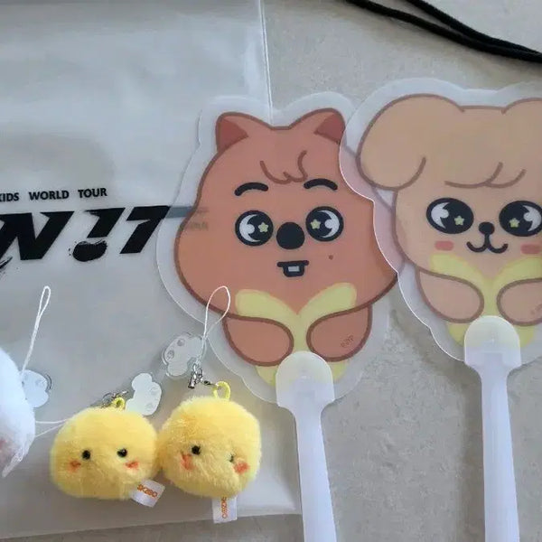 [BUNJANG] Stray Kids Stay Zone Pom Pom Fan Ribbit / 스트레이키즈 스키즈 스테이존 기프트 폼폼이 부채 뽁아리 리빗