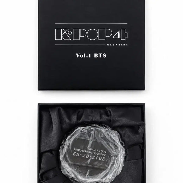 [BUNJANG] BTS K-Pop 4 Magazine Vol.1 Swarovski Aurora Crystal Earrings + Bulldog Tag Bundle Set / [미사용 빠른배송]BTS-KPOP4 Vol.1 스와로브스키(오로라)이어링+불독태그