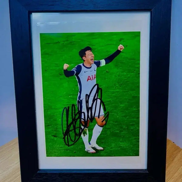 [BUNJANG] Son Heung-min Signed Framed Tottenham Hotspur Photo / 토트넘 손흥민 친필사인 액자 (급처합니다! 가격 제안 받습니다!)